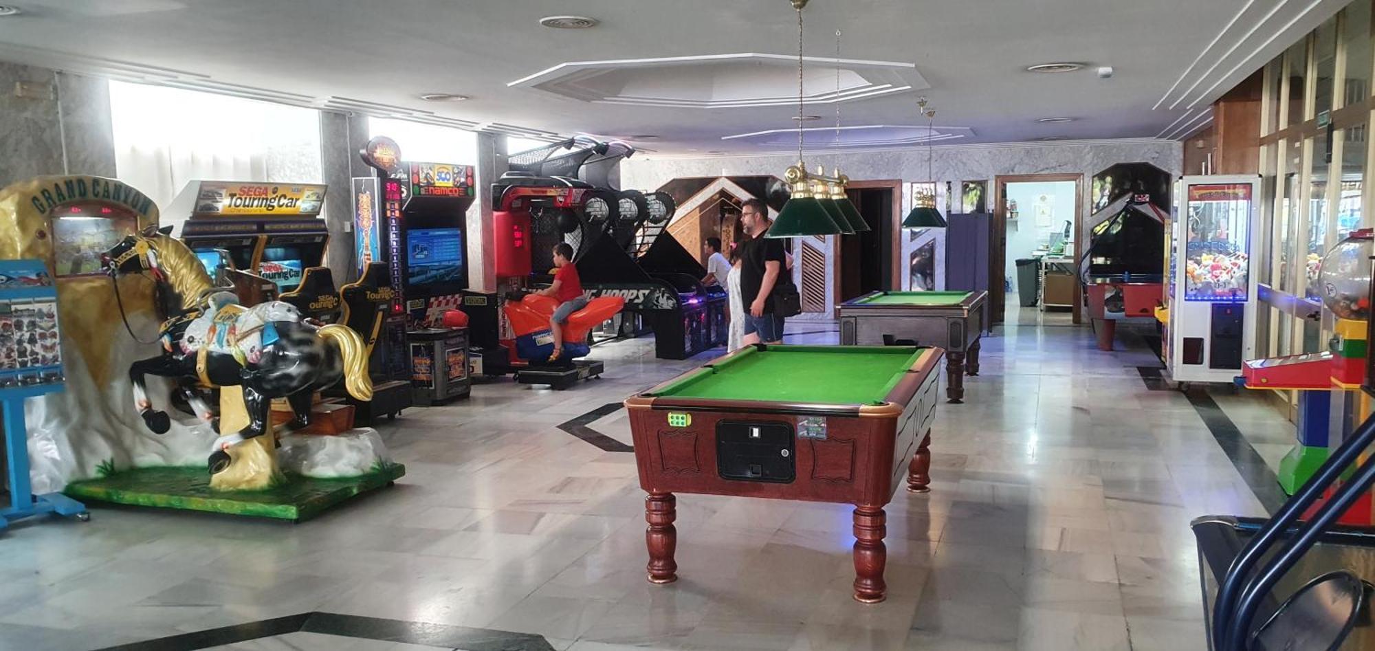 Benal Beach Apartment เบนัลมาเดนา ภายนอก รูปภาพ