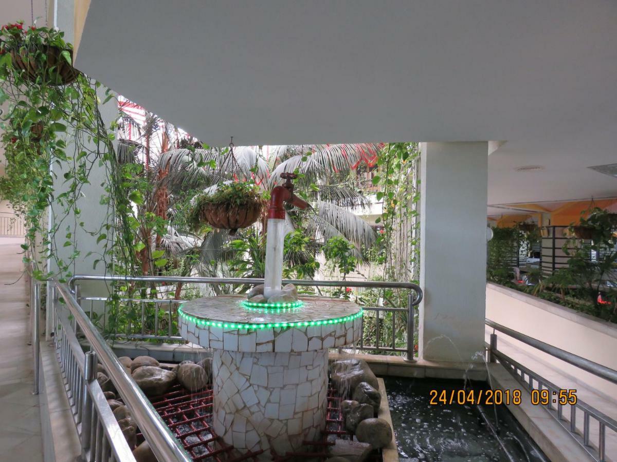 Benal Beach Apartment เบนัลมาเดนา ภายนอก รูปภาพ